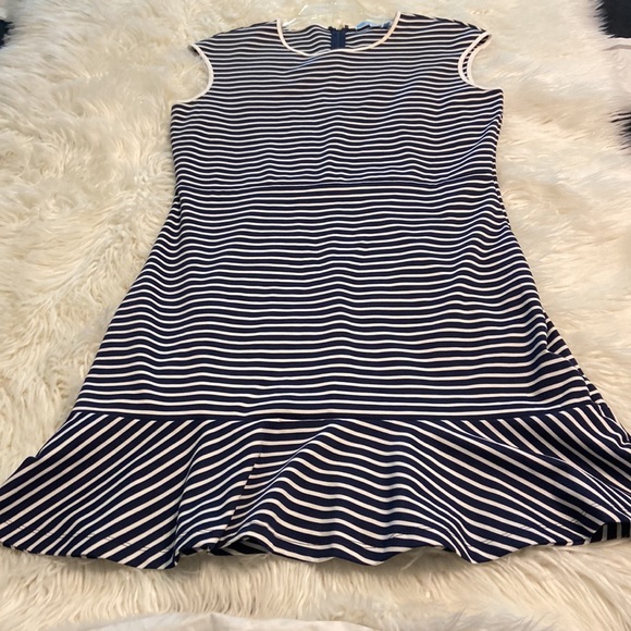 Draper James Dress excellent condition size L length 37” bust 40” - Picture 8 of 12